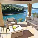 Вилла Beachfront Luxury With Private Pool And Stunning Sea Views *