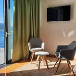 Beachfront Luxury With Private Pool And Stunning Sea Views Vila