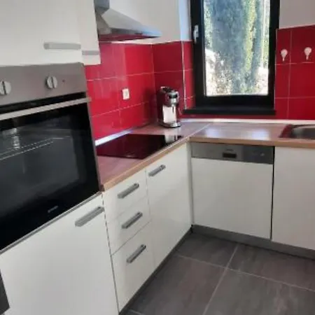 Beachfront Luxury With Private Pool And Stunning Sea Views