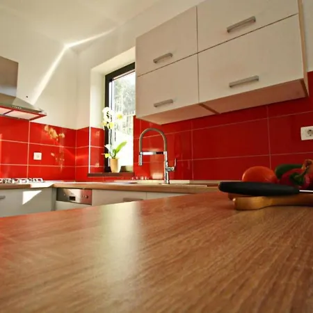 Beachfront Luxury With Private Pool And Stunning Sea Views * Babina